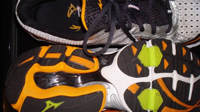 Mizuno Wave Inspire 8 - Upper and Outsole