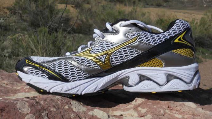 Mizuno Wave Nexus 6 - Medial