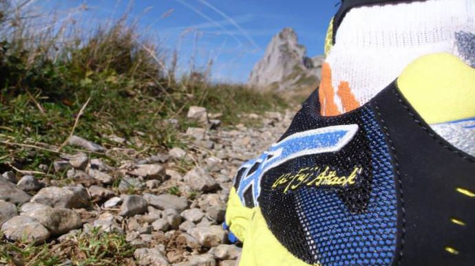 Asics Gel Fuji Attack - Heel