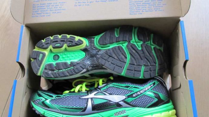 Brooks Ravenna 4 - Pair in Box