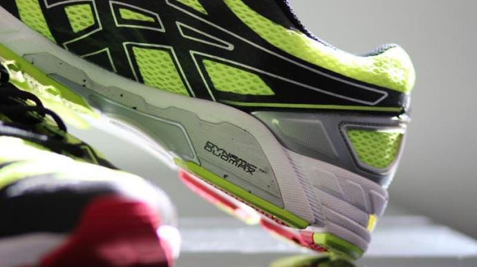 Asics DS Trainer 18 - Medial Side