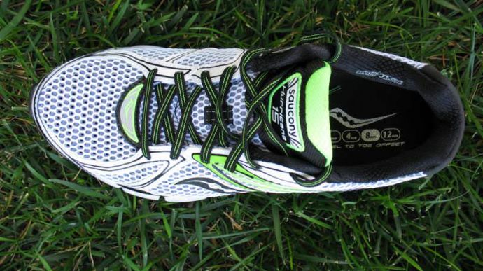 Saucony Hurricane 15 - Top