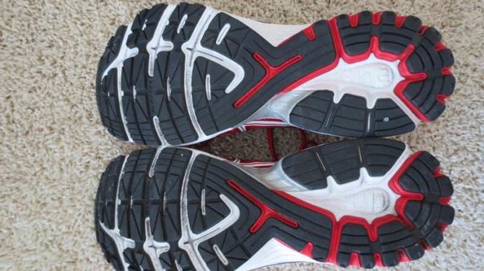 Brooks Ravenna 5 - Sole