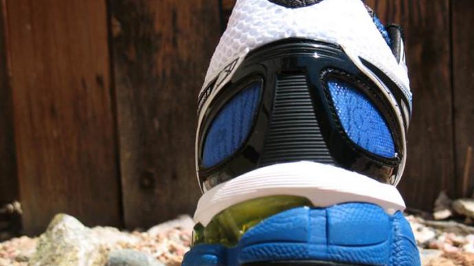 Asics Nimbus 16 - Heel