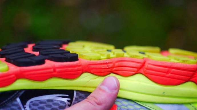 New Balance 880v4 - Medial Side