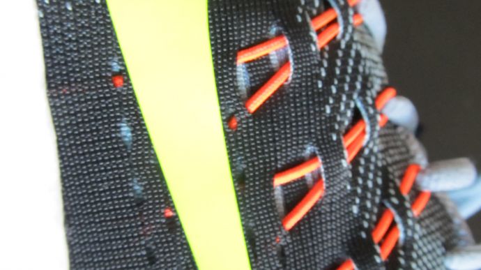 review nike structure 18