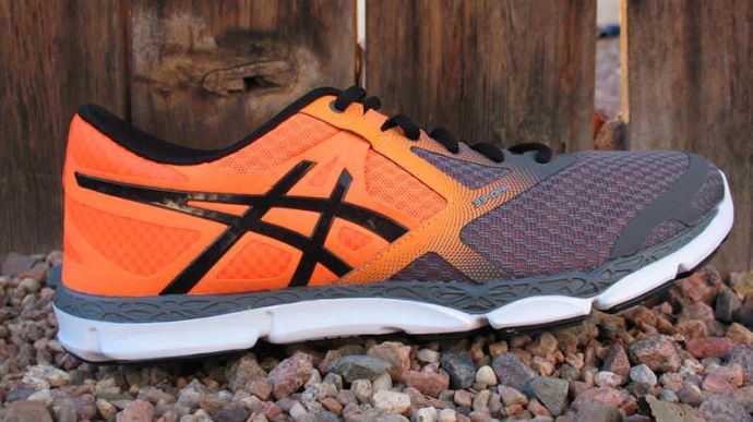Asics 33 DFA - Medial Side