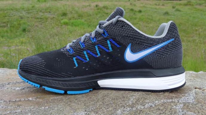 Nike Zoom Vomero 10 - Medial Side