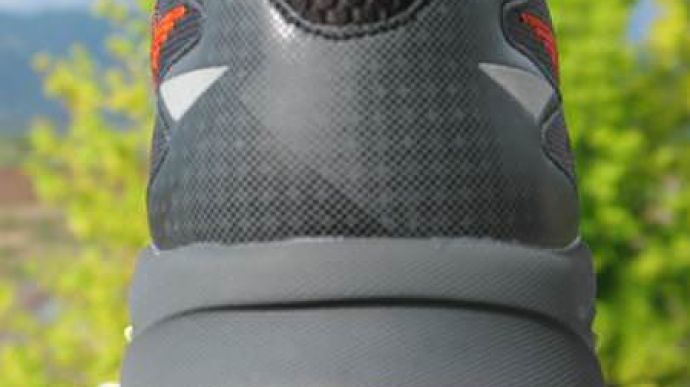 Skechers GoRun Ultra Road - Heel