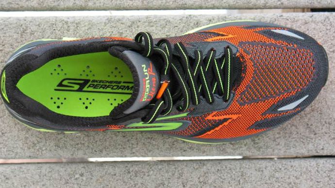 Skechers GoRun Ultra Road - Top