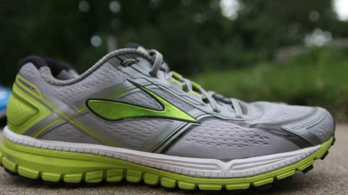 Brooks Ghost 8 - Medial Side
