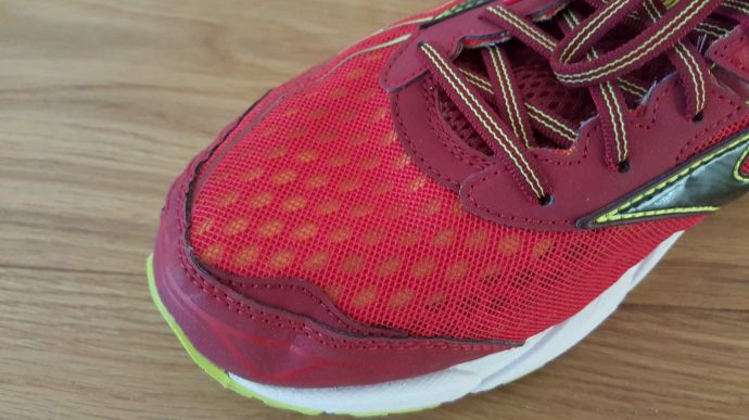 Mizuno Wave Catalyst - Toebox Detail