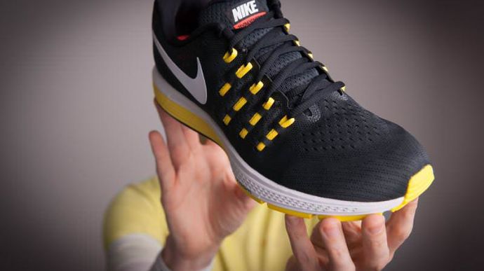 Nike Zoom Vomero 11 Top