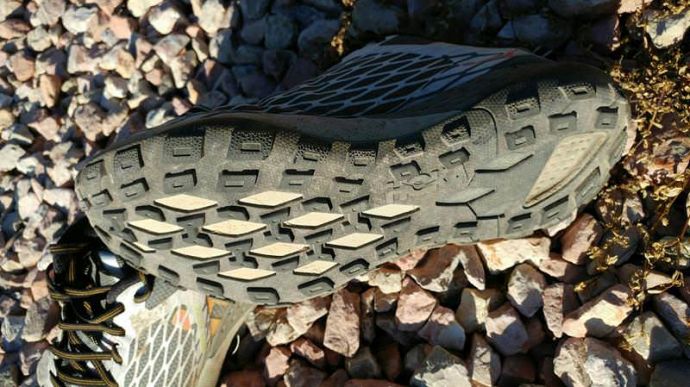 Hoka One One Speed Instinct - Sole