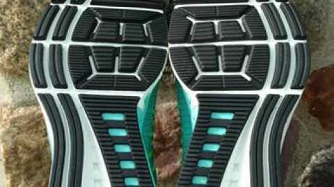 nike women's zoom odyssey 2