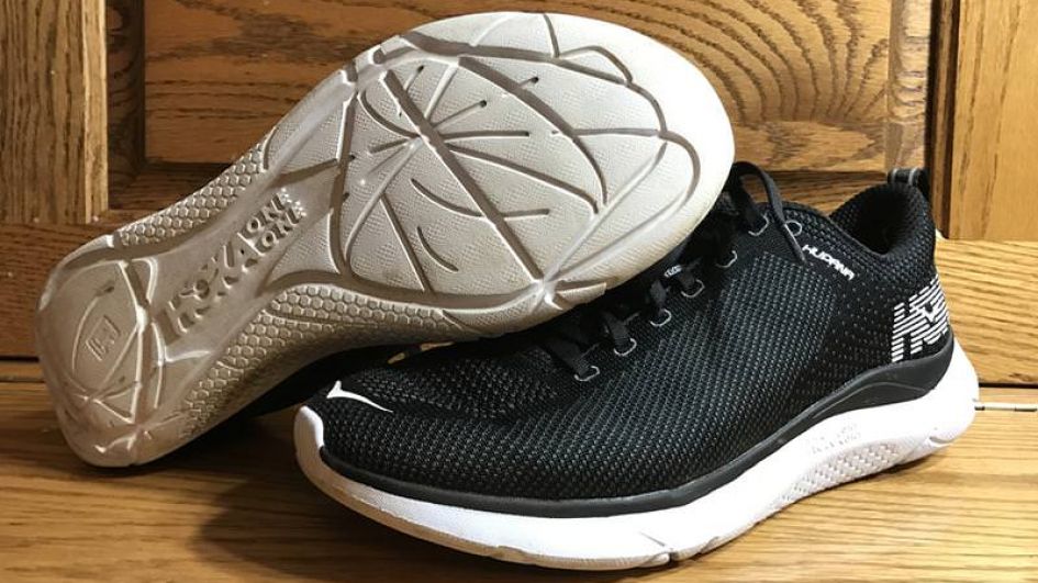 hoka hupana knit