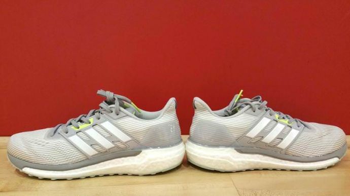 Adidas-Supernova-Lateral-Side