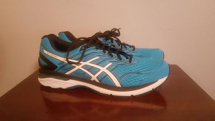 Asics GT-2000 5 - Lateral Side