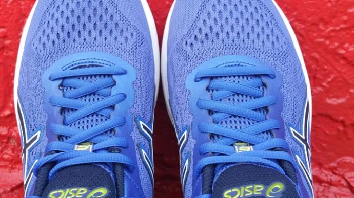 Asics GT-1000 6 - Top