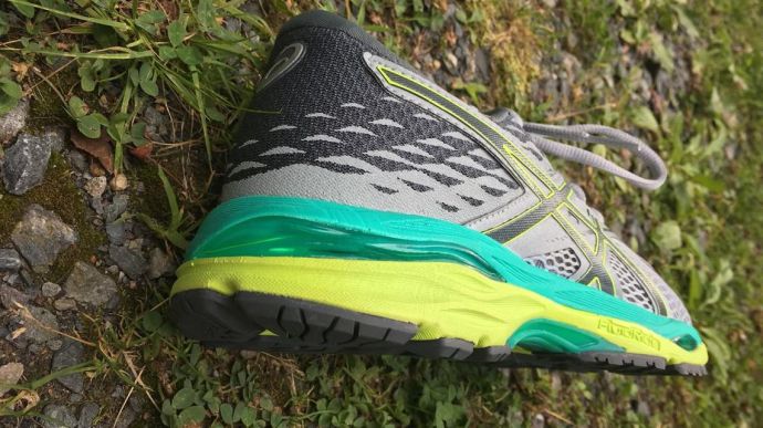 Asics Gel Cumulus 19 - Lateral Side