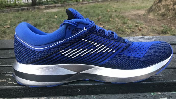 Brooks Levitate - Lateral Side