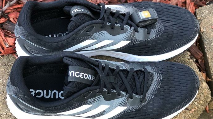 Adidas Aerobounce - Medial Side