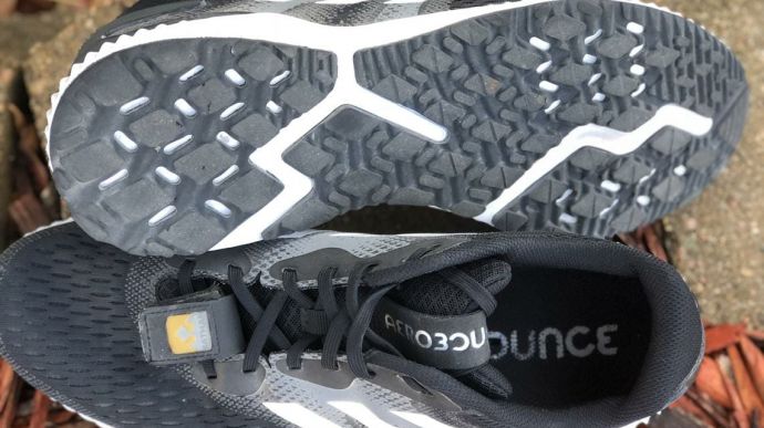 Adidas Aerobounce - Pair