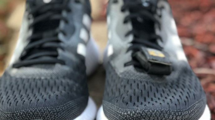 Adidas Aerobounce - Toe