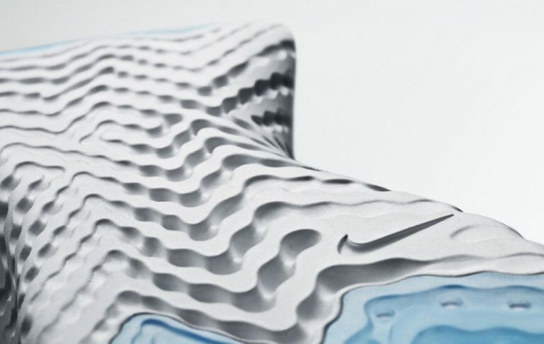 nike epic react flyknit sizing