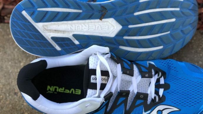 Saucony Triumph ISO 4 - Pair