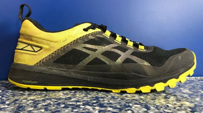Asics Gecko XT - Lateral Side