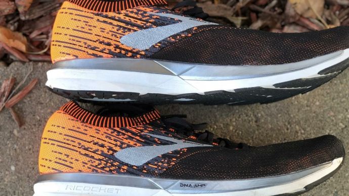 Brooks Ricochet - Medial+Lateral Side