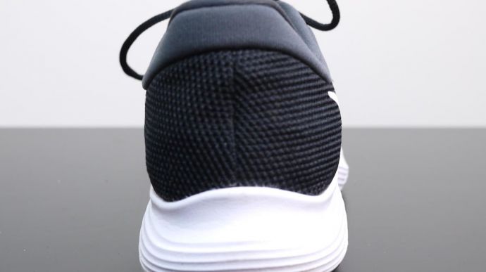 Nike Revolution 4 - Heel