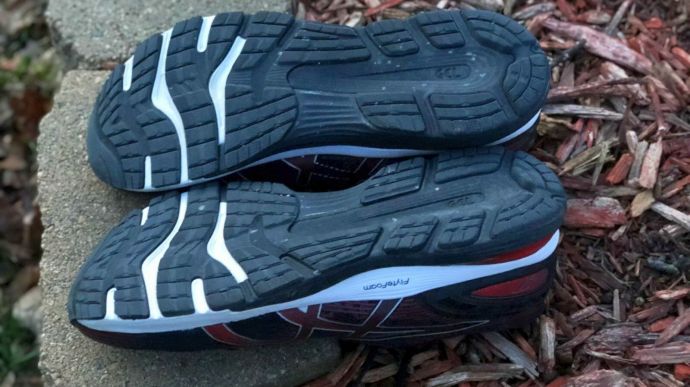 Asics Gel Nimbus 21 - 10