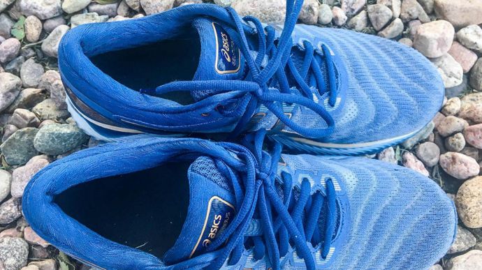 Asics Gel Nimbus 22 - Top