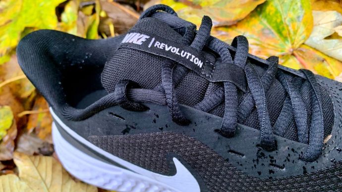 Nike Revolution 5 - Image 11
