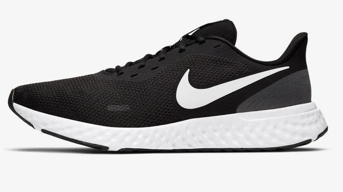 Nike Revolution 5 - professional