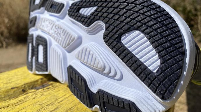 Hoka One One Bondi 7 - Sole1