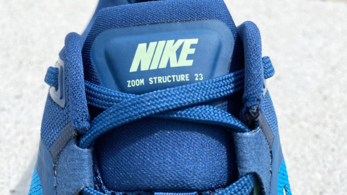 Nike Air Zoom Structure 23 - Logo