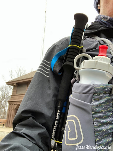 Folded away trekking poles for ultra