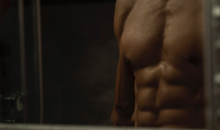 The ultimate 15-minute core workout for every runner: build and keep your core strong.