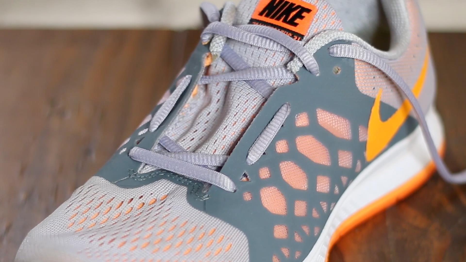 High arches shoe lace technique on running shoe