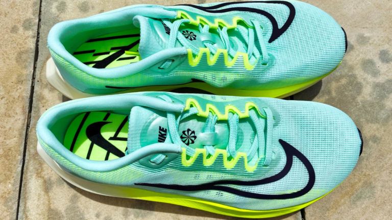the 10 zoom fly