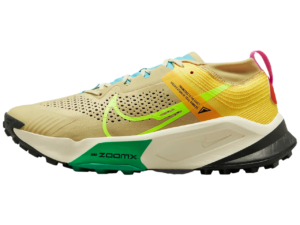 nike zegama trail white bg
