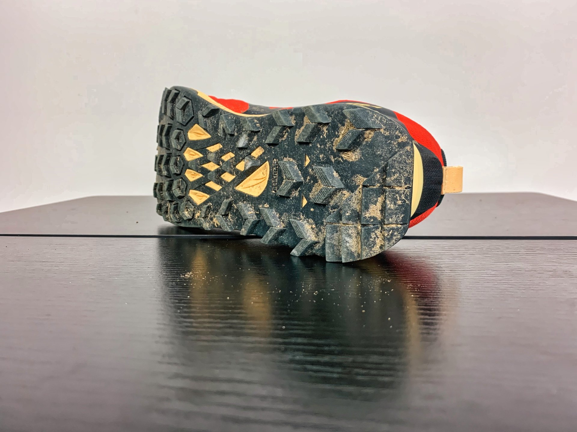 Picture of Altra Lone Peak 7