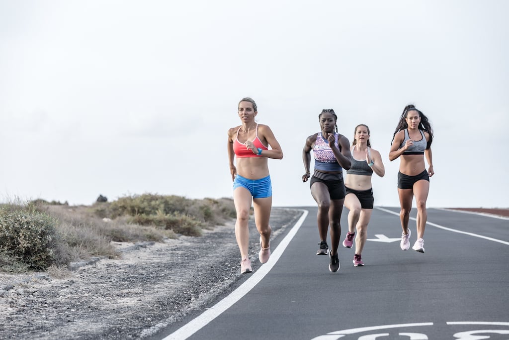 women running a long distance race