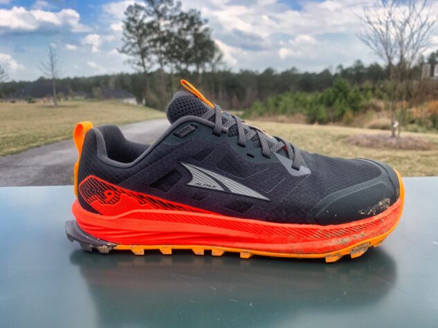 Picture of Altra Lone Peak 9