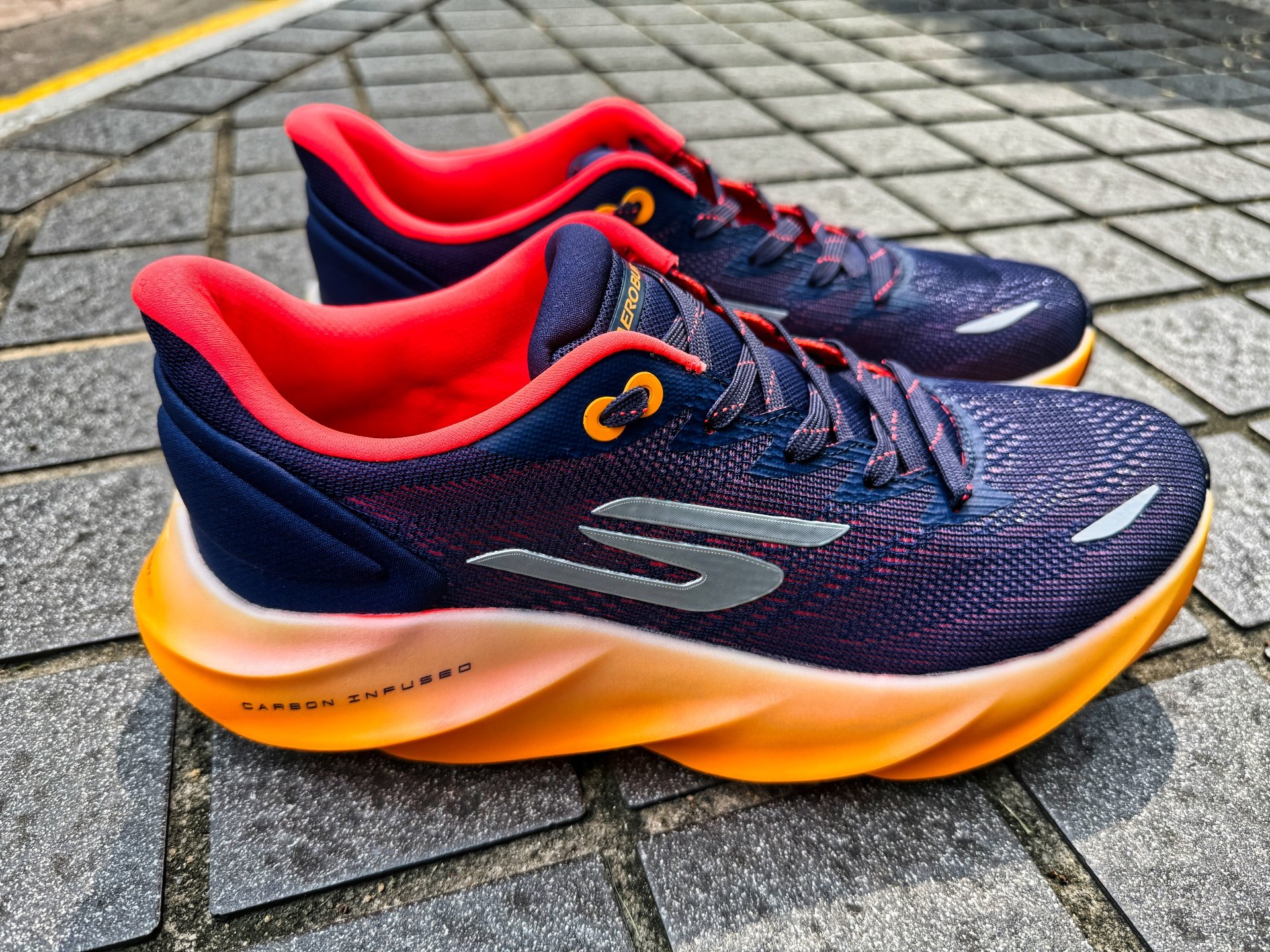 Picture of Skechers Aero Burst