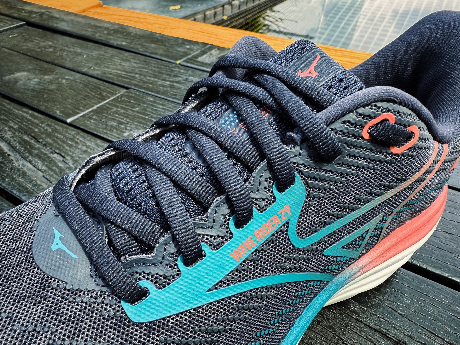 Picture of Mizuno Wave Rider 29
