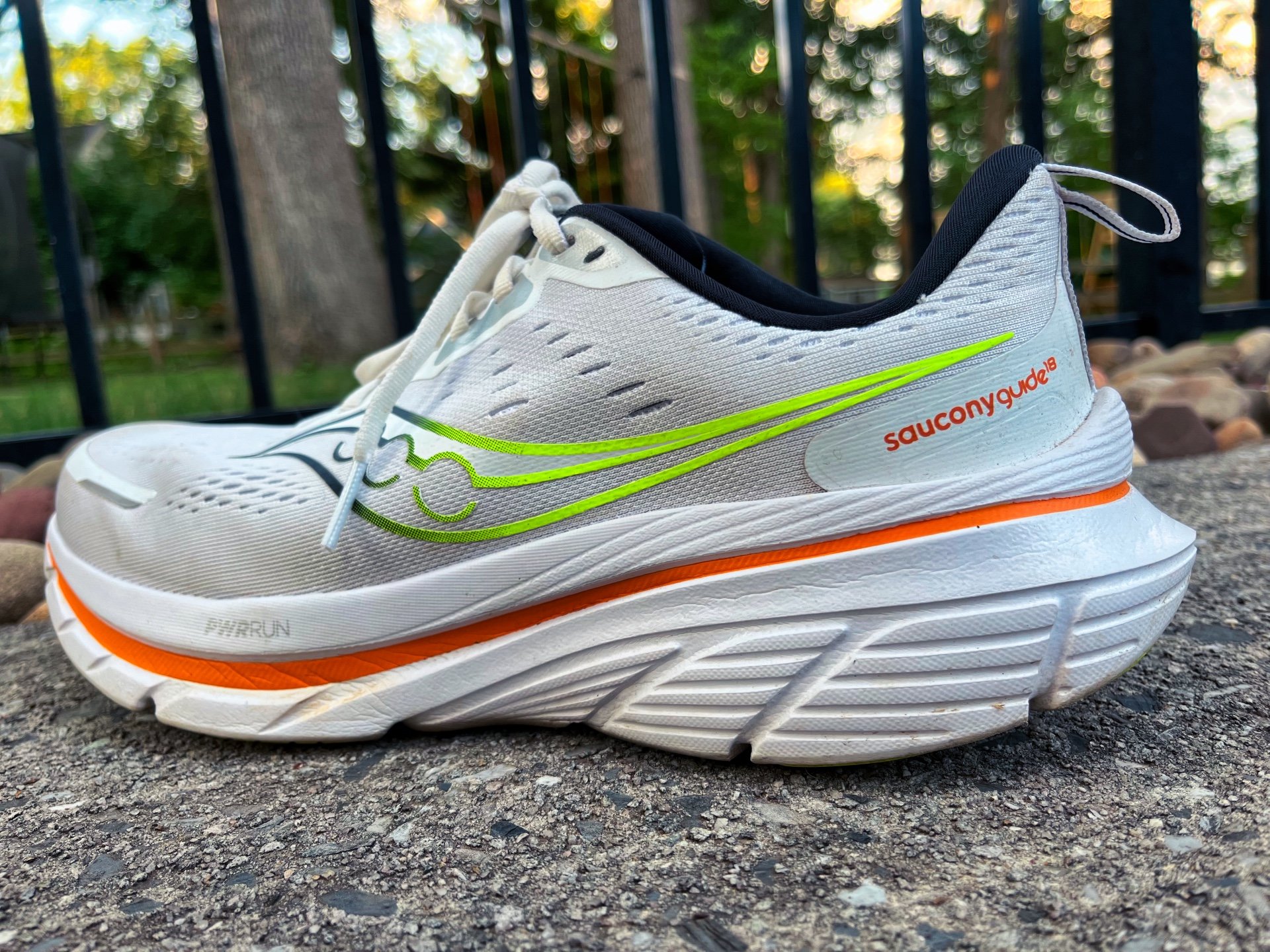 Picture of Saucony Guide 18